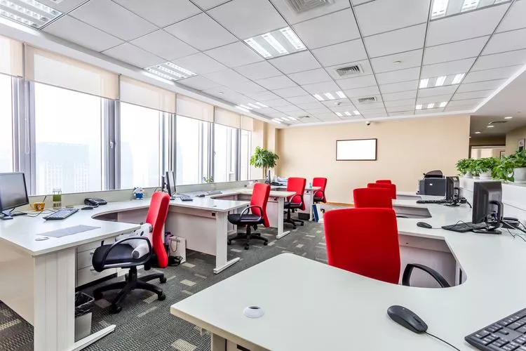 desain kantor modern yang fleksibel
